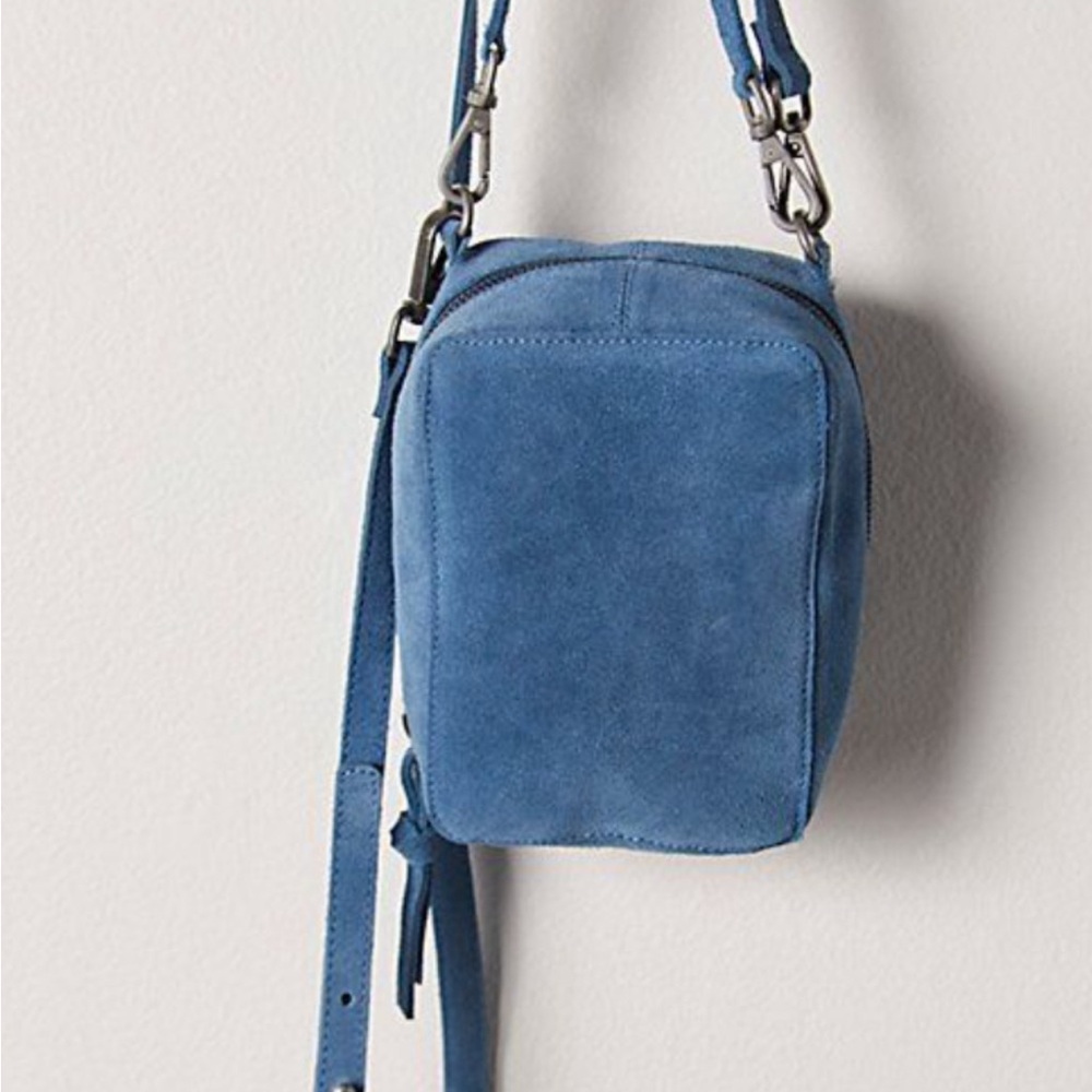 Gorgeous, Free People Out of the Box crossbody ❤️NWOT - Picture 3 of 4